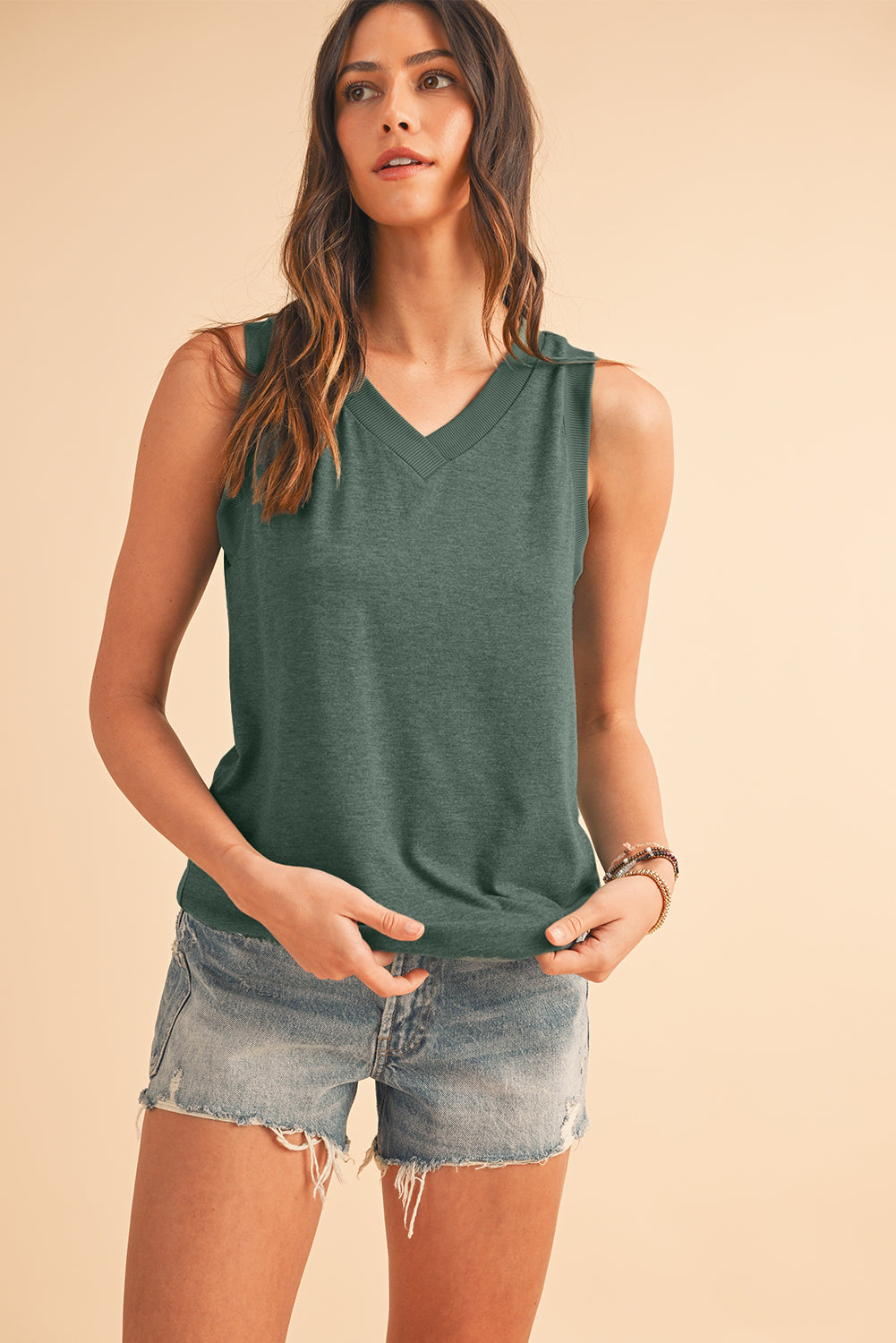 Mist Green Contrast Trim V-Neck Loose Fit Tank Top