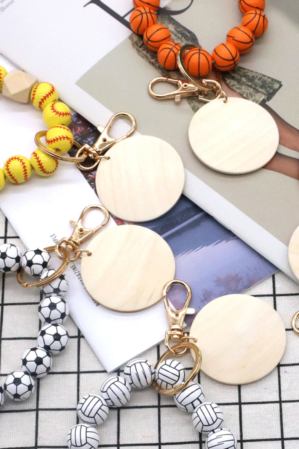 Assorted 4-Pack Wristlet Bead Key Chain