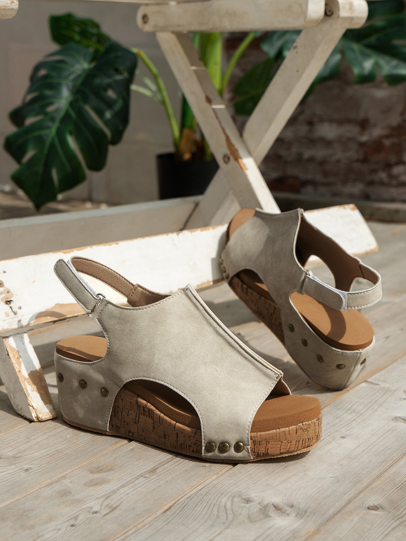 Gray Vintage Leather Stitching Studded Wedge Sandals