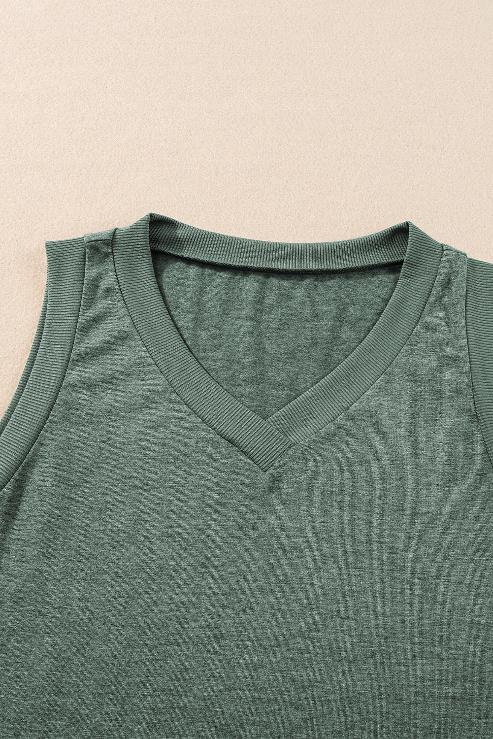 Mist Green Contrast Trim V-Neck Loose Fit Tank Top